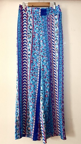 Maison d'Amelie Satin Hose weites Bein Blumenmuster Boho Print Gr. Small Neu mit Etikett - Bild 1 von 4