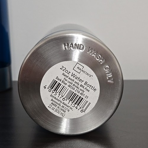 Two WATER Bottles Dark Blue sports gym Plastic BPA Free StainlessSteel Lid 22 oz - Picture 3 of 6