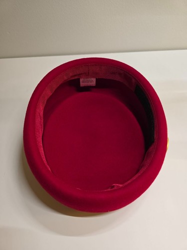 Rare Emirates Airlines Cabin Crew Uniform Hat with white scarf - Picture 6 of 6