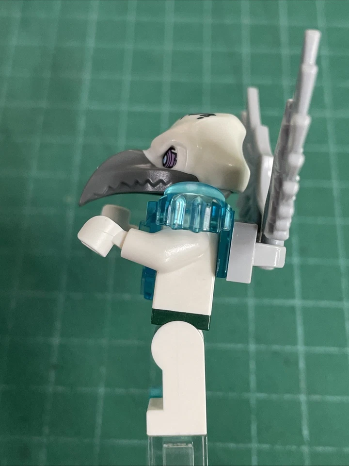 LEGO ® - Legends of Chima ™ - Set 70146 - Voom Voom Trans-Light Blue (loc074) - Image 2 of 4