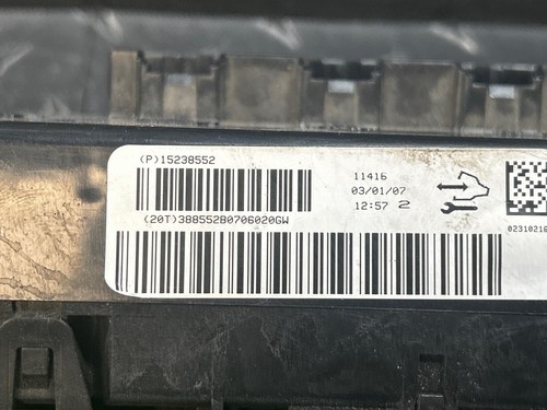 07-09 SILVERADO1500 Heater Controls 15238552 AC manual control rear defrost - Picture 3 of 5
