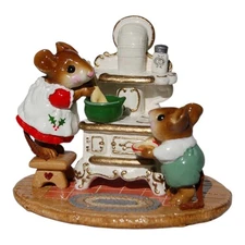 Wee Forest Folk Special Color Collectors Haven Christmas Stove