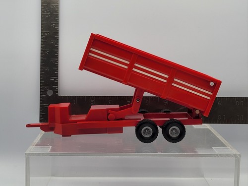 1988 ERTL 1/32 Case IH 4994 Barge Wagon, Side Discharge Spreader 3 PIECE Set CIB - Picture 23 of 23