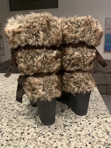 BEARPAW Boots Bridget 9" shaft Suede & Fur Rubber Heel Chocolate SIZE 11 Used - Picture 21 of 23