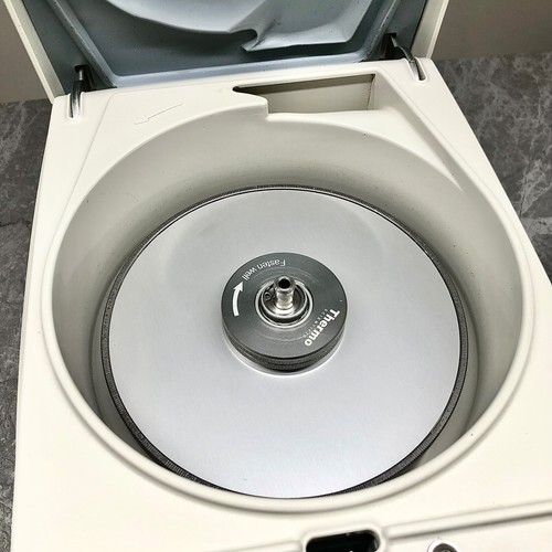Centrifuga Thermo Scientific Heraeus Pico 17 consegna espressa gratuita - Foto 3 di 6