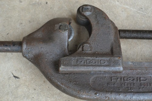 RIDGID NO 4 PIPE CUTTER HEAVY DUTY 2" to 4" CAPACITY USA - Picture 4 of 8
