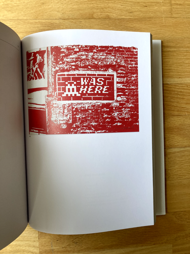 INVADER PRINTS ON PAPER BOOK STREET ART RARE - Picture 3 of 6