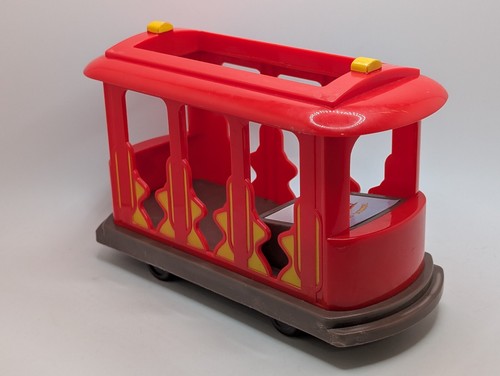 Carro rojo Daniel Tigers Neighborhood 7 pulgadas Pullback & Go con sonido de campana - Imagen 2 de 10