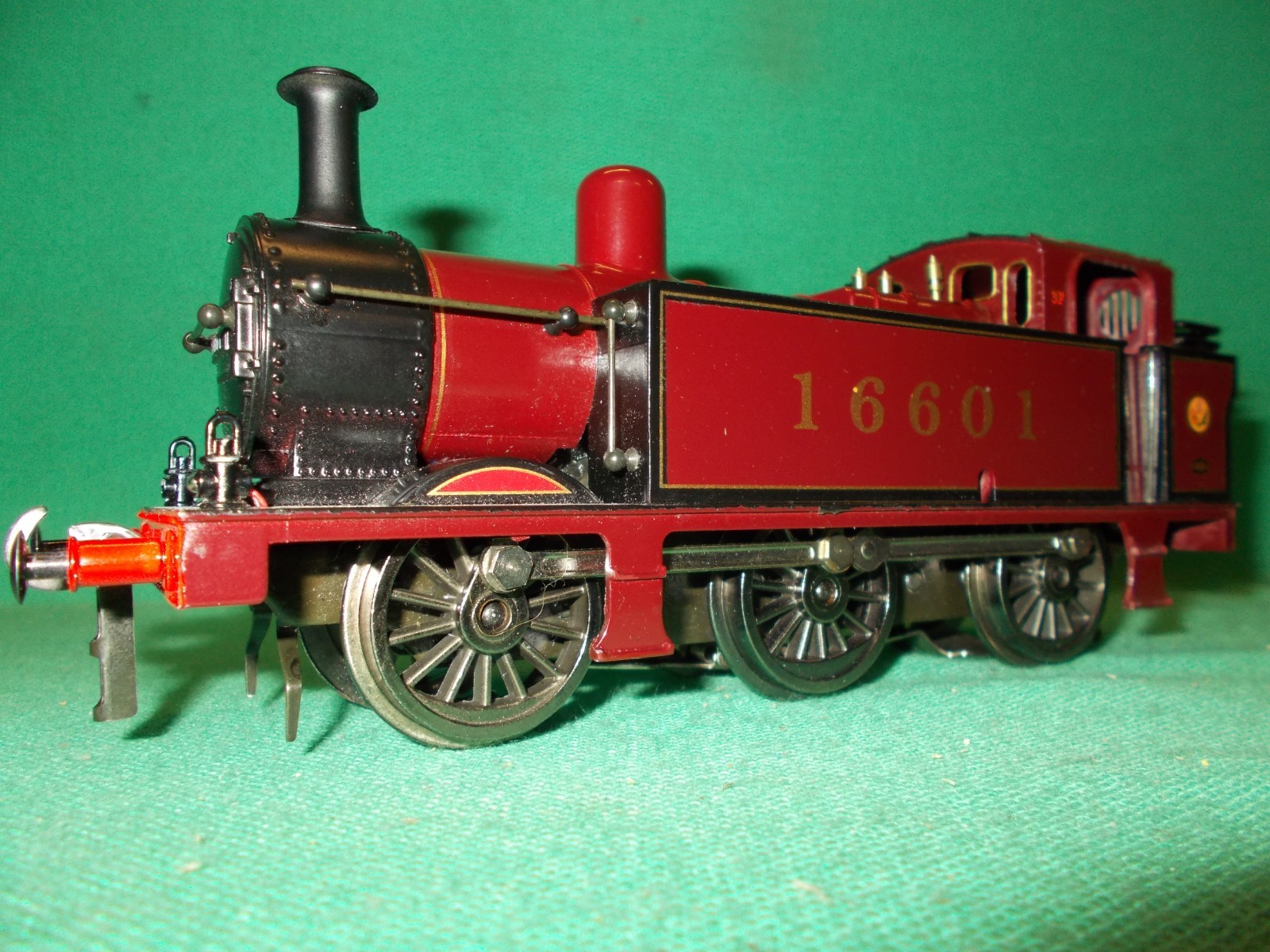 DARSTAED O Gauge L.M.S. 0-6-0 TANK LOCO C S 3-Rail Unused in Box DARSTAED O Gauge L.M.S. 0-6-0 TANK LOCO C S 3-Rail Unused in Box