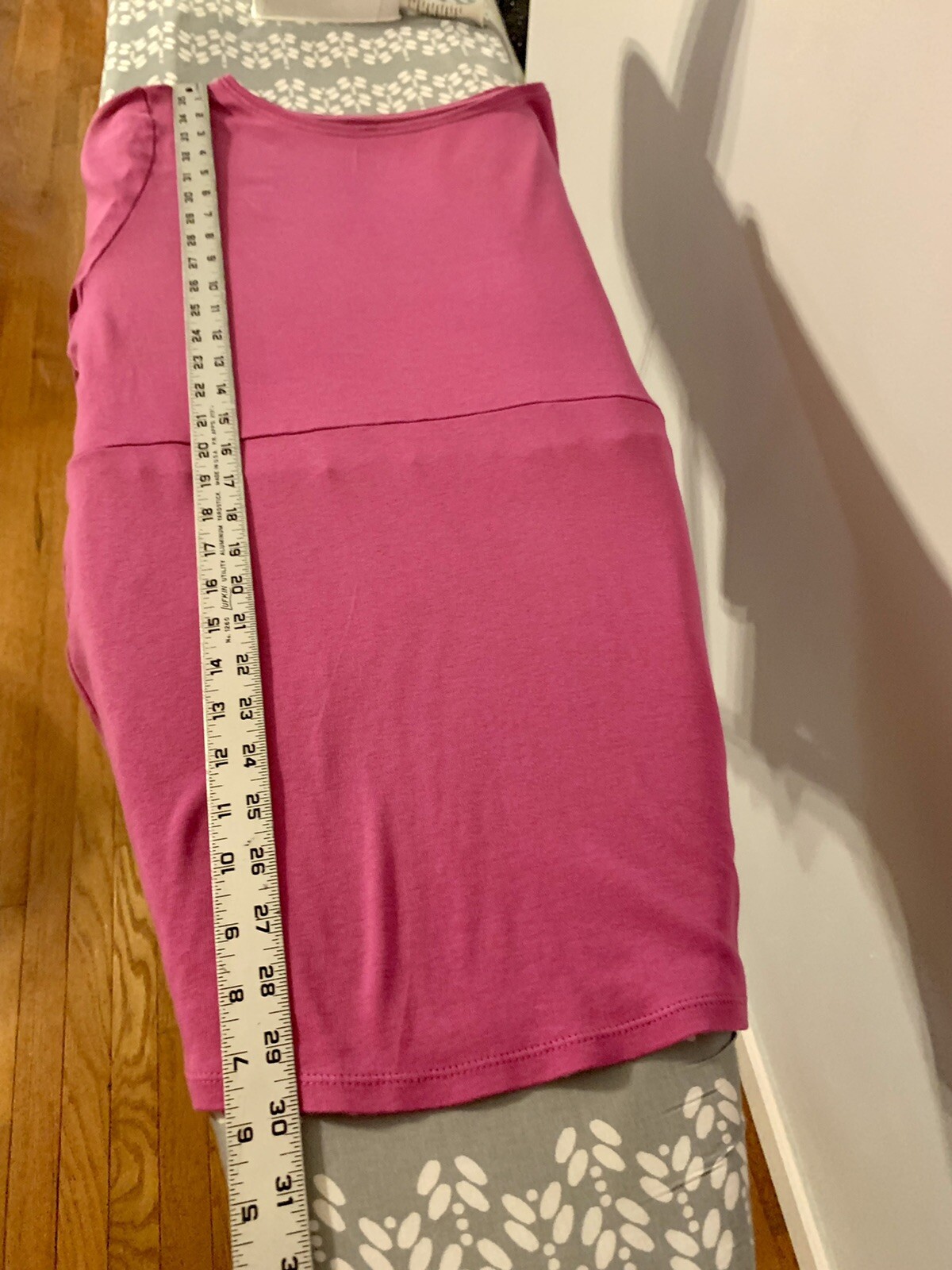 J. Jill Top 100 Pima Cotton Crew Neck Shirttail Tee … Gem