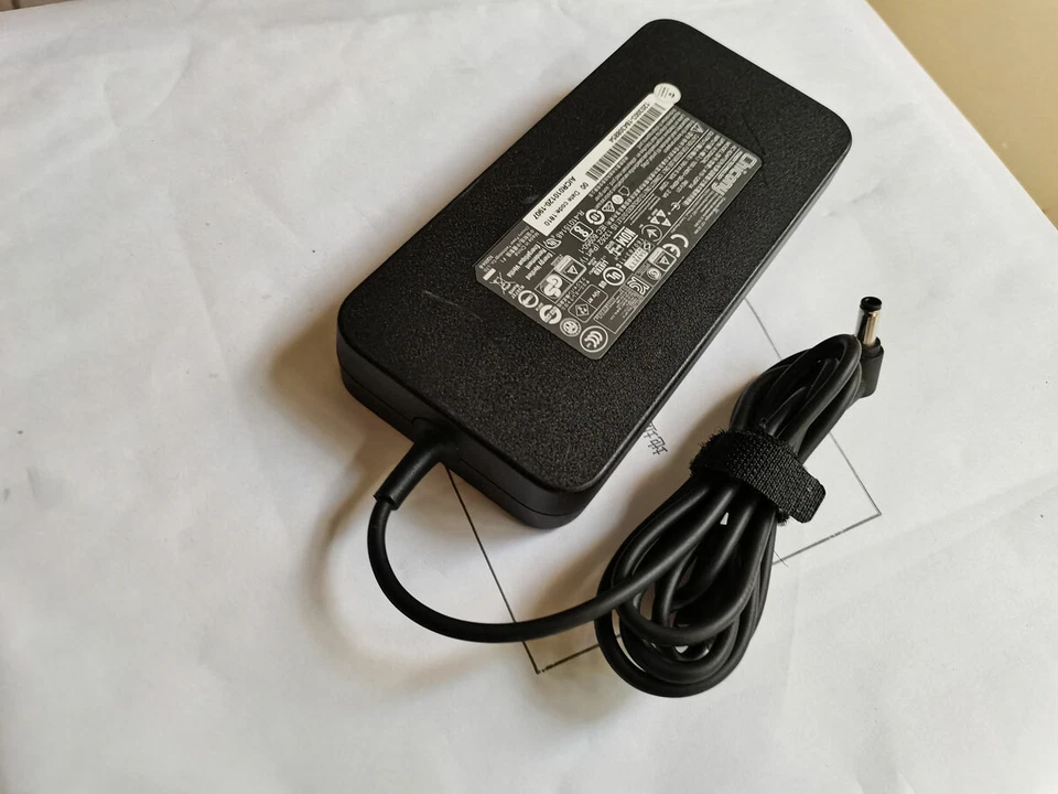 Chicony 19V 6.32A 120W A15-120P1A 5.5mm Para ASUS ROG Strix GL753VD-DS71 Original Foto 4 de 4