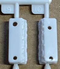 revell GM 67 corvette coupe scale 1:25 ( cylinder heads ) box not included