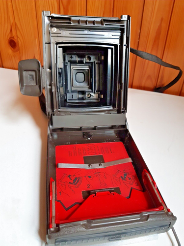 1976 Polaroid EE33-Ee33-EE33 VTG Instant Camera Deco Collection - Picture 2 of 6