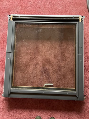 Velux Top Hung Window GPL PK 04 3066 94 x 98 cms - Picture 5 of 9