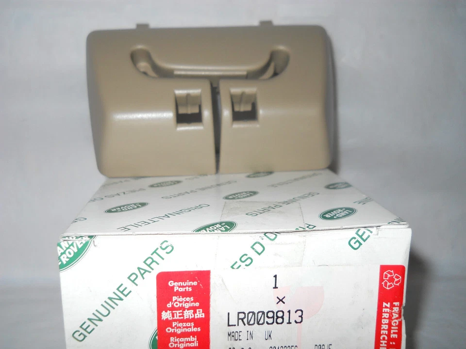 LAND ROVER LR2 RANGE ROVER SEAT BELT GUIDE COVER 2012-2013 LR009813 - Imagem 2 de 2