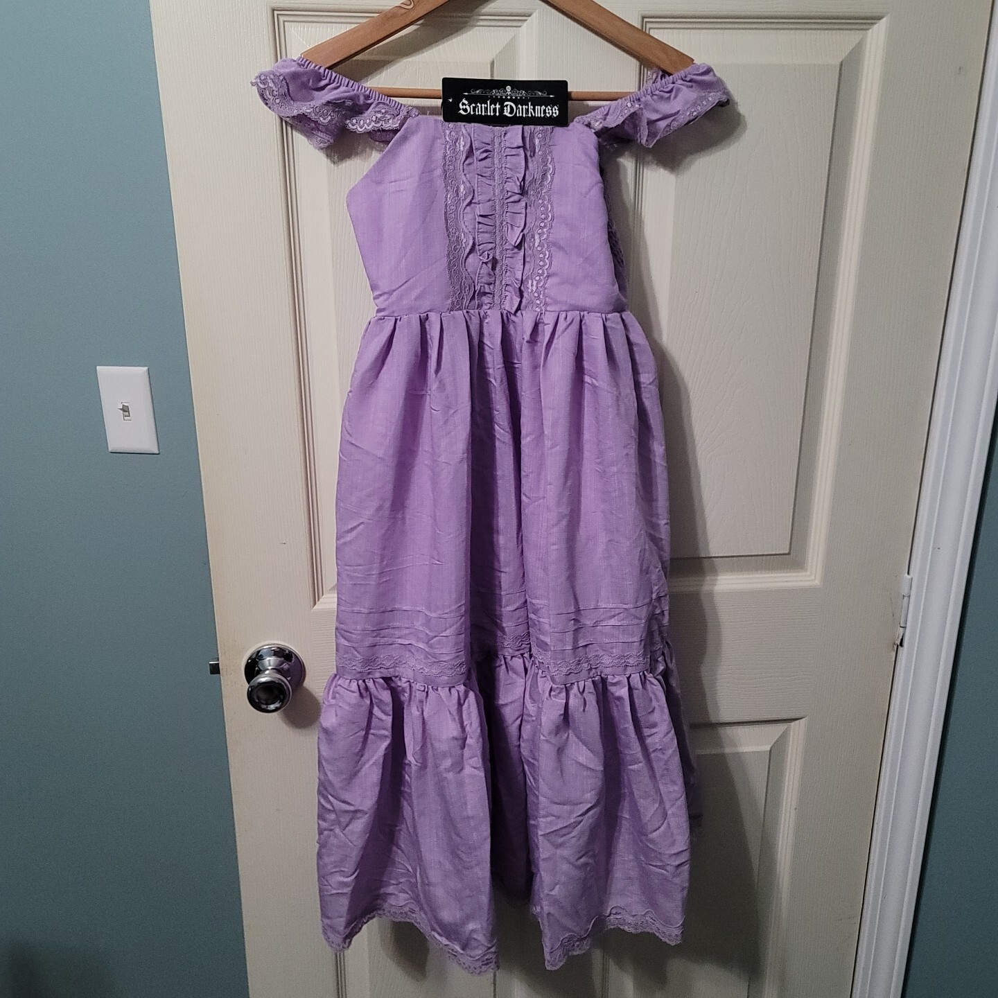 Picture 1 of 11