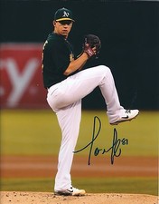 Signed  8x10 TOMMY MILONE Oakland A's Autographed Photo - COA