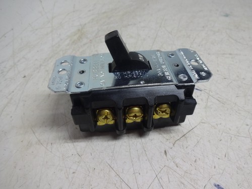 Interruptor controlador motor manual Hubbell HBL7810D 30A / 600VAC / 3P - Imagen 2 de 7