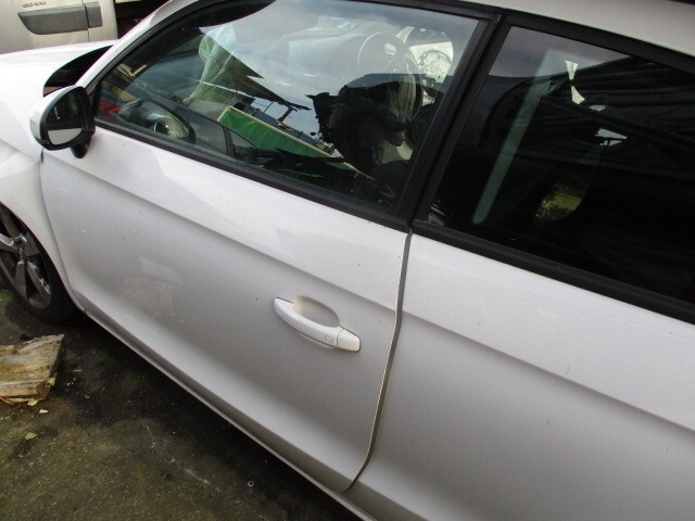 Picture 4 of 6