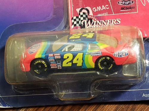 Jeff Gordon #24 1998 Dupont Monte Carlo Preview 1:64 Diecast - Bild 2 von 3