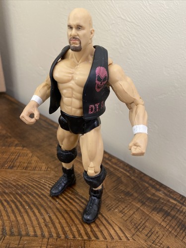 Stone Cold Steve Austin DTA Skull Vest Jacket Figure Accessory WWE Mattel Jakks - Picture 2 of 4