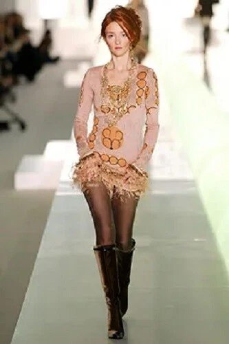 NUOVO con ETICHETTE Chanel Maglia Tunica Mini Maglione Abito Top Beige CC CASHMERE Struzzo 38