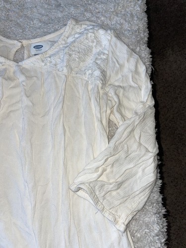 Old Navy Girls Sz. 16 Ivory Blouse. Delicate, Pretty - Picture 13 of 23