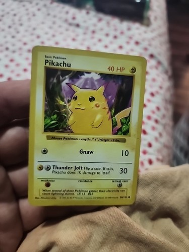 Pikachu (Red Cheeks) 058/102 Base Set (Shadowless) Regular - Picture 1 of 2