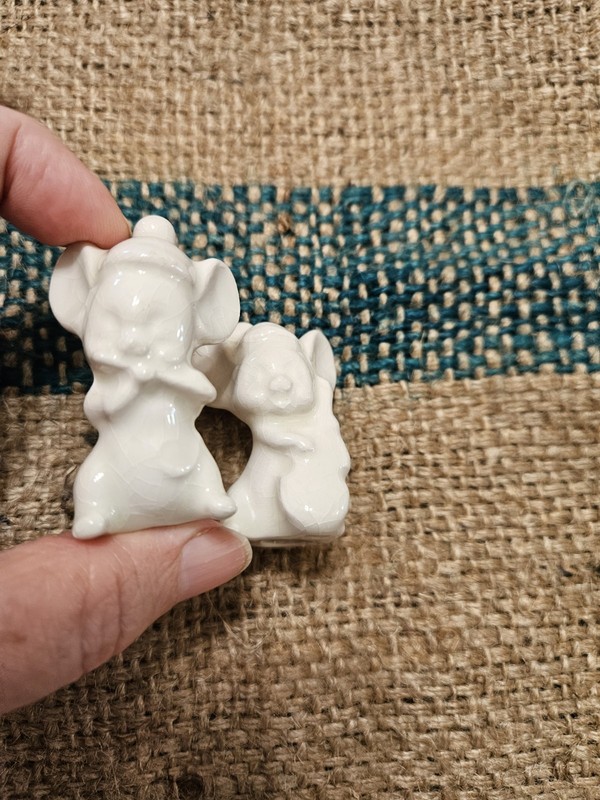 2 Mini Ceramic Mouse Figurines White Mice w Musical Instruments Flute Guitar
