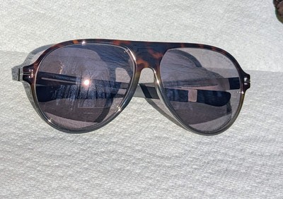 Tom Ford Oscar TF881 56C Tortoise Plastic Sunglasses Frame  display picture 1