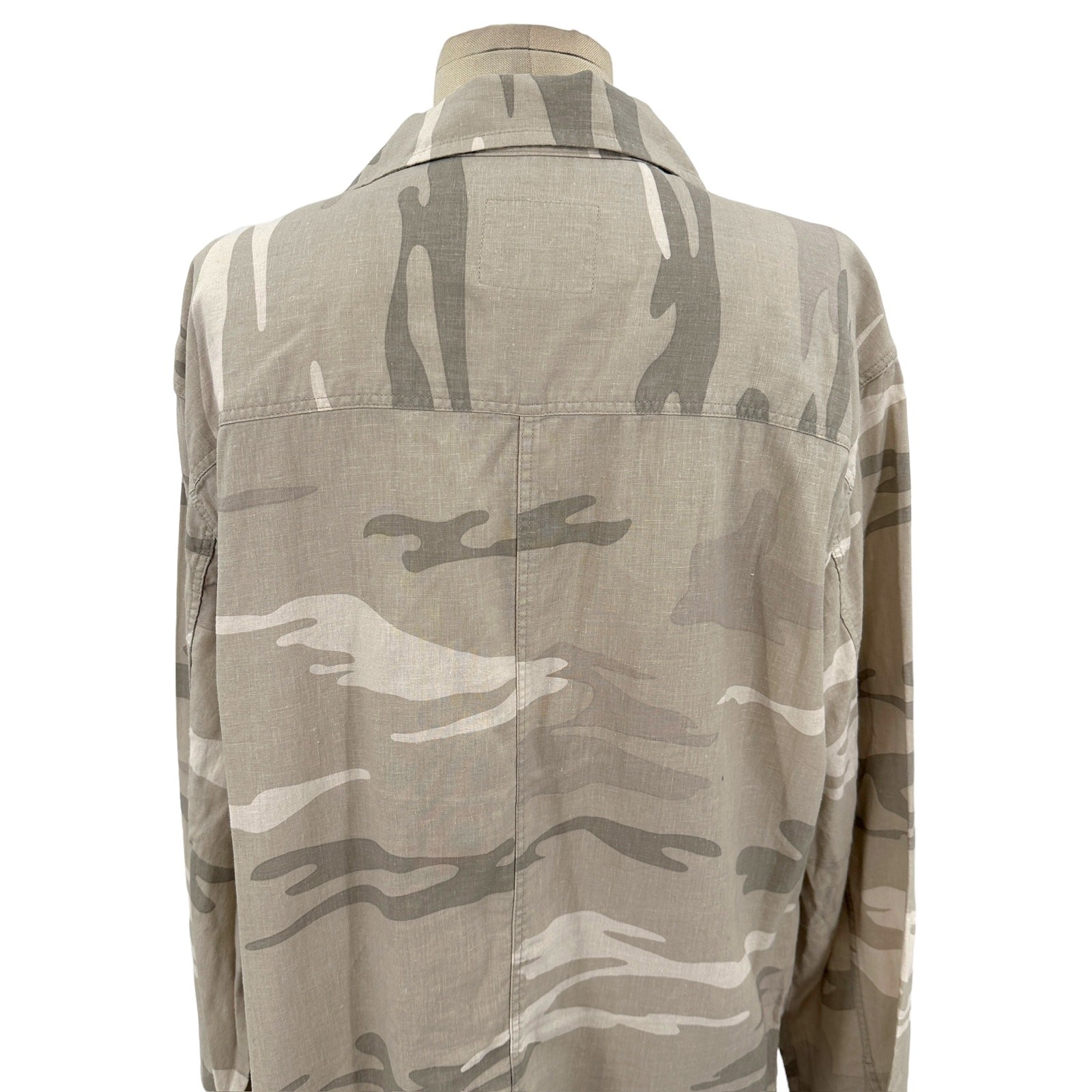 Rails Everett Button Down Shirt Desert Camo Print… - image 6