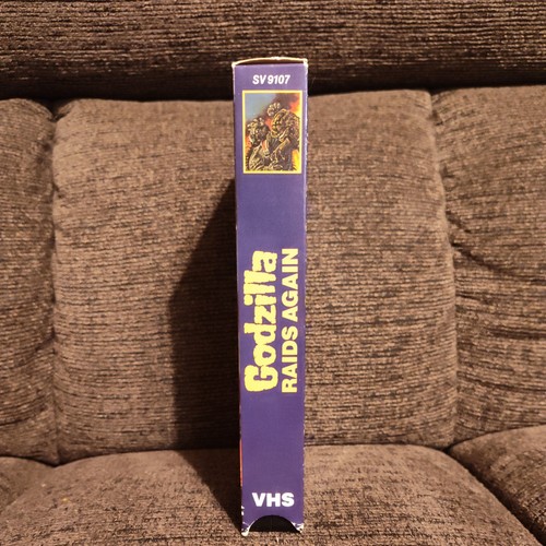 Godzilla Raids Again (1955) VHS: Monster, Action, Sci-Fi (1989 Video Treasures) - Picture 3 of 6