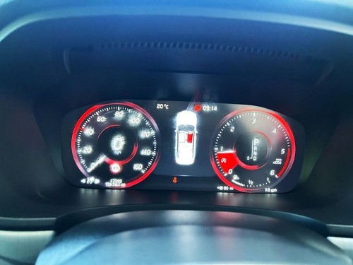 2018 Volvo S90 2.0 D4 Momentum Saloon 4dr Diesel Auto Euro 6 (s/s) (190 ps) Salo - Picture 17 of 20