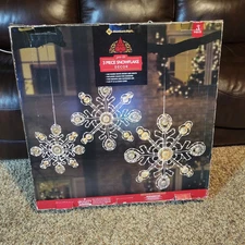 Member's Mark 3-Piece Snowflakes Warm White Micro Led W/Chains For Hanging 