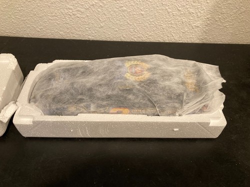 Rusty Wallace #2 Announcement Car 2004 Intrepid 1/24 Die Cast Action NASCAR - Picture 8 of 15