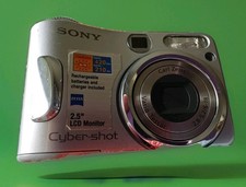 Sony Cyber-shot DSC-S90 4.1MP Digital Camera - Silver-tested Works- W/Black Case