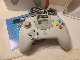 StrikerDC Sega Dreamcast Wired Retro Fighters Striker DC, Game Pad