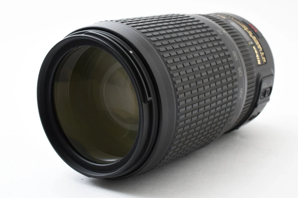 [Casi COMO NUEVO] Lente zoom Nikon AF-S Nikkor 70-300 mm F4,5-5,6 G ED VR de JAPÓN Foto 2 de 4