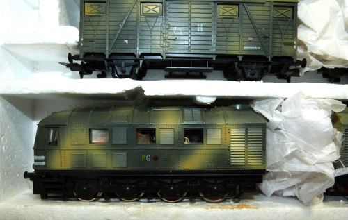 HO Lima Golden Series "The Military Train" 109704 - Picture 3 of 6