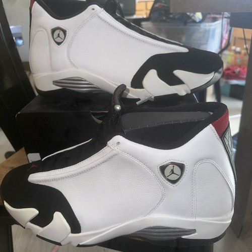 Size 11 - Air Jordan 14 Retro 2014 Black Toe - Picture 3 of 8