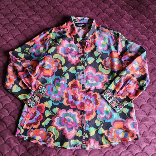 Johnny Was Hemd mehrfarbig Button Down Blumen Seide bestickt Ärmel Größe XL