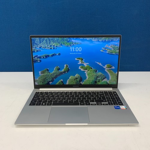 Samsung Galaxy Book LTE, i5-1135G7, 8GB RAM, 256GB SSD, Win 11, *SCREEN MARKS* - Picture 2 of 10