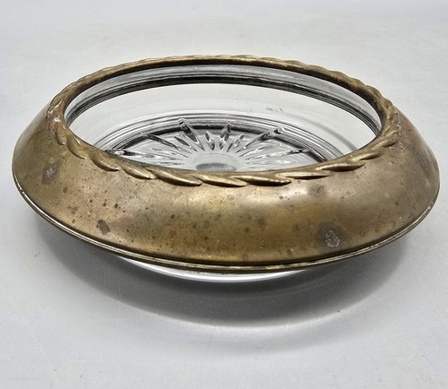 Vintage MCM Pressed Clear Glass Starburst Coaster "Golden Ray" Brass Trim Edging - Picture 6 of 9