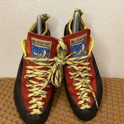VTG La Sportiva Rock Shoes Size 38.5 US 7 Red Black Climbing to the Moon Lace Up - Picture 8 of 9