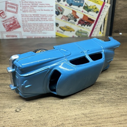 Dinky Toys Studebaker 172 in Blue Vintage Diecast Car Made in England - Picture 9 of 17