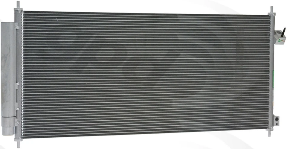 Condensador A/C Global Parts Distributors 3783C para 09-14 Honda Fit - Imagem 2 de 4