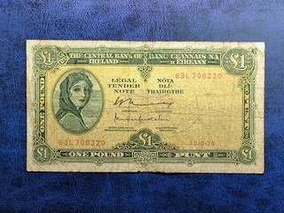 IRISH LADY LAVERY £1 POUND BANKNOTE 1976 IRELAND PUNT OLD MONEY