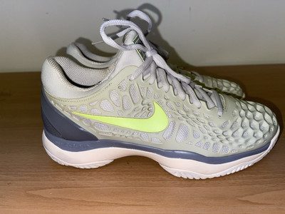 Nike 918199-070 Zoom Cage 3 HC Hard Court Tennis Sneakers Gray Green Sz 8 *read