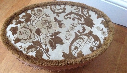 Sherborne Footstool Oval Shaped Duper Kitsch 1970/80 SALE - Picture 5 of 6