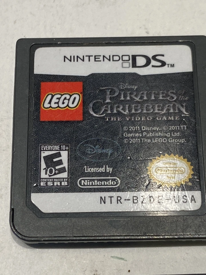Nintendo DS  Video Game Lot Sims Kingdom Lego Batman Pirates Of Caribbean Drago - Image 2 of 4